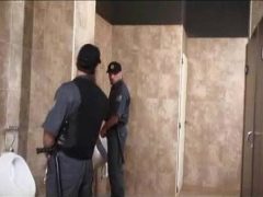 Ông Nội Hưởng Phước Được Thằng Cháu Trai Sục Cu Cho