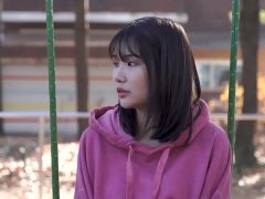 Thưởng Thức Cái Lồn Xinh Tươi Mơn Mởn Của Em Gái