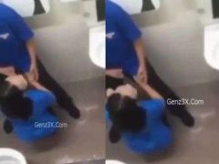 Đang Giờ Học Mà Trốn Vào Wc Trường Làm Trò Gì Đây